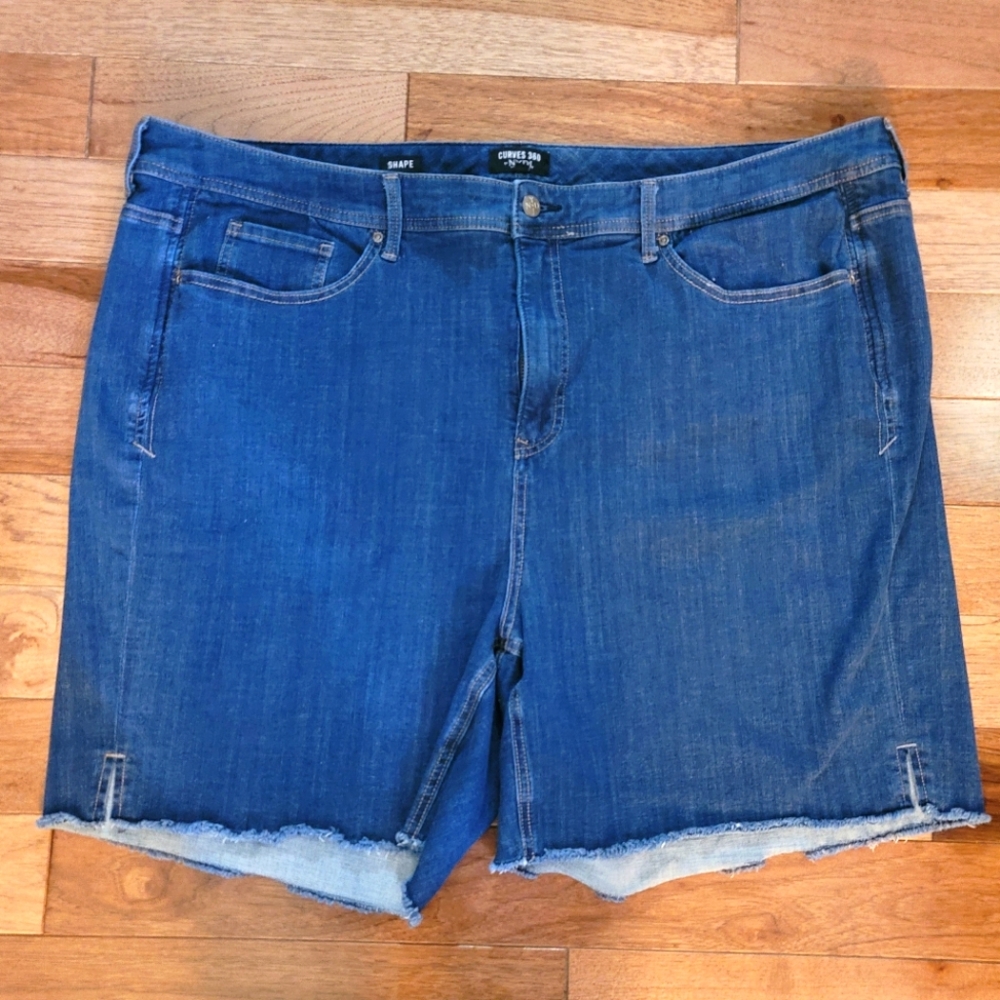 NYDJ CURVES 360 SHAPE DENIM JEANS SHORTS SIZE 26